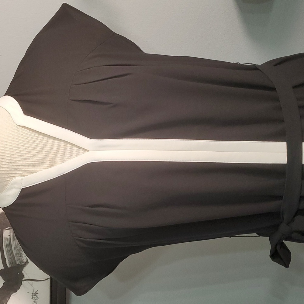 Talbots' timeless black dress is in great used condition. Size 10. Tie be… - Picture 2 of 8